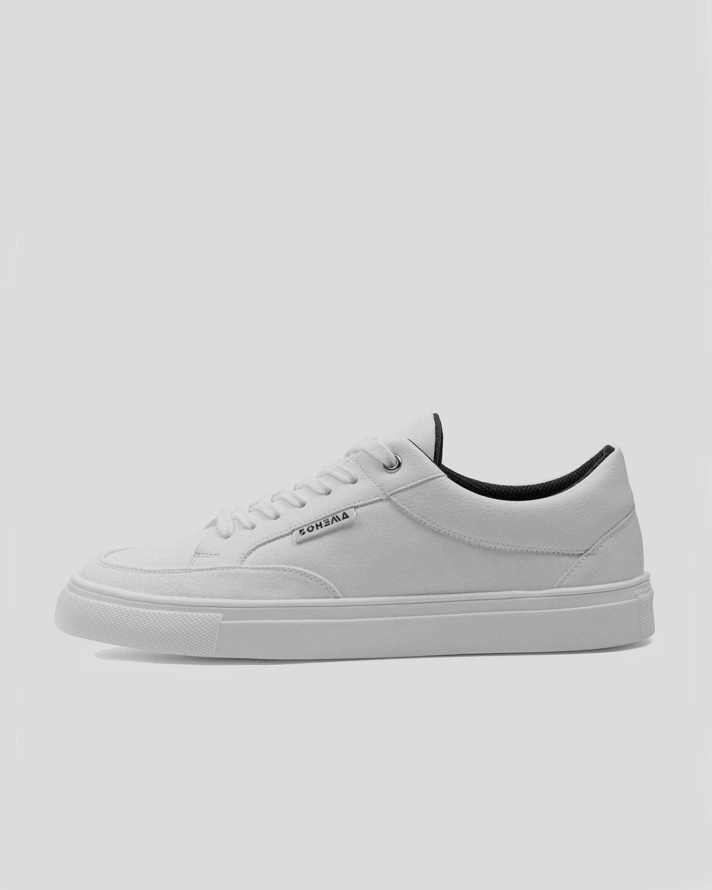 Awake Sneakers White men's sneakers made of Vegea grape leather - sample sale