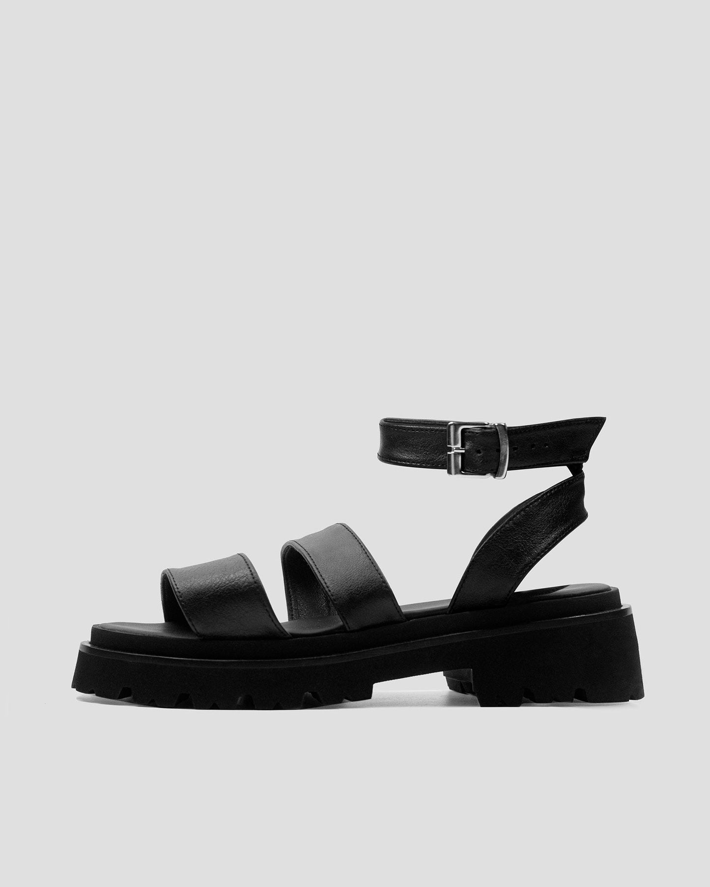 Strappy Sandals made of cactus leather Desserto® - sample sale