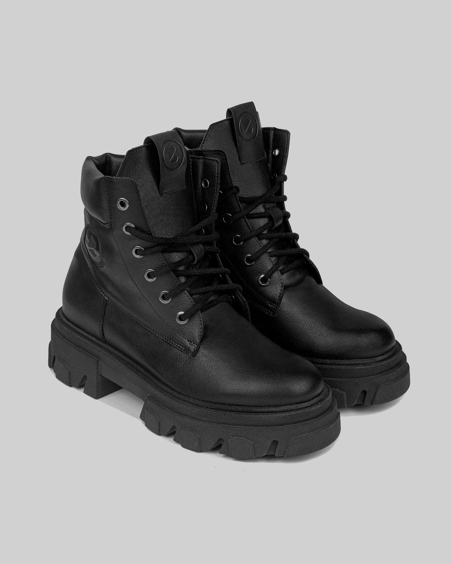 Vegane Arbeitsstiefel für Damen von Riot Boots – Musterverkauf