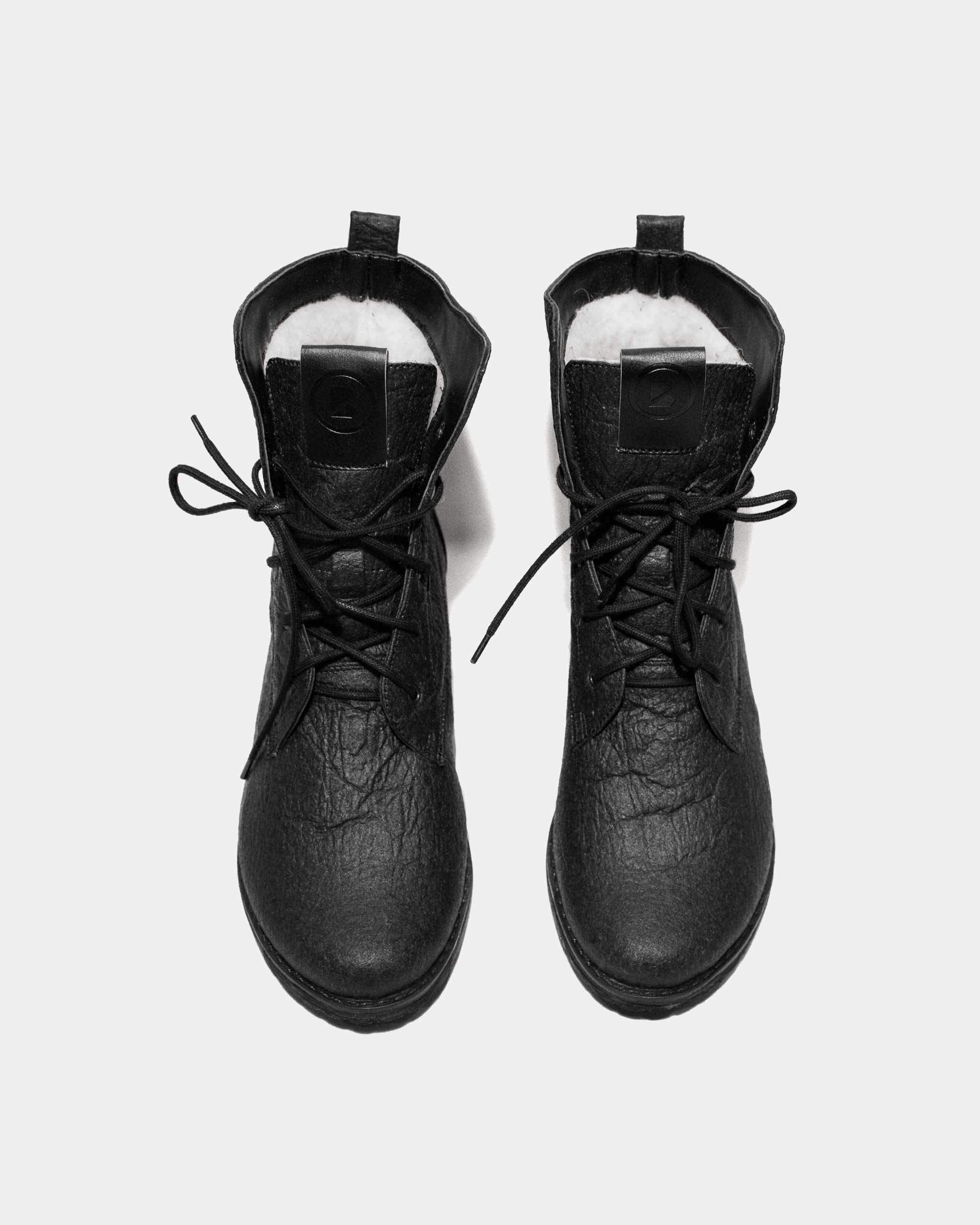 Workers No. 2 Black Boots made of Pinatex® - outlet