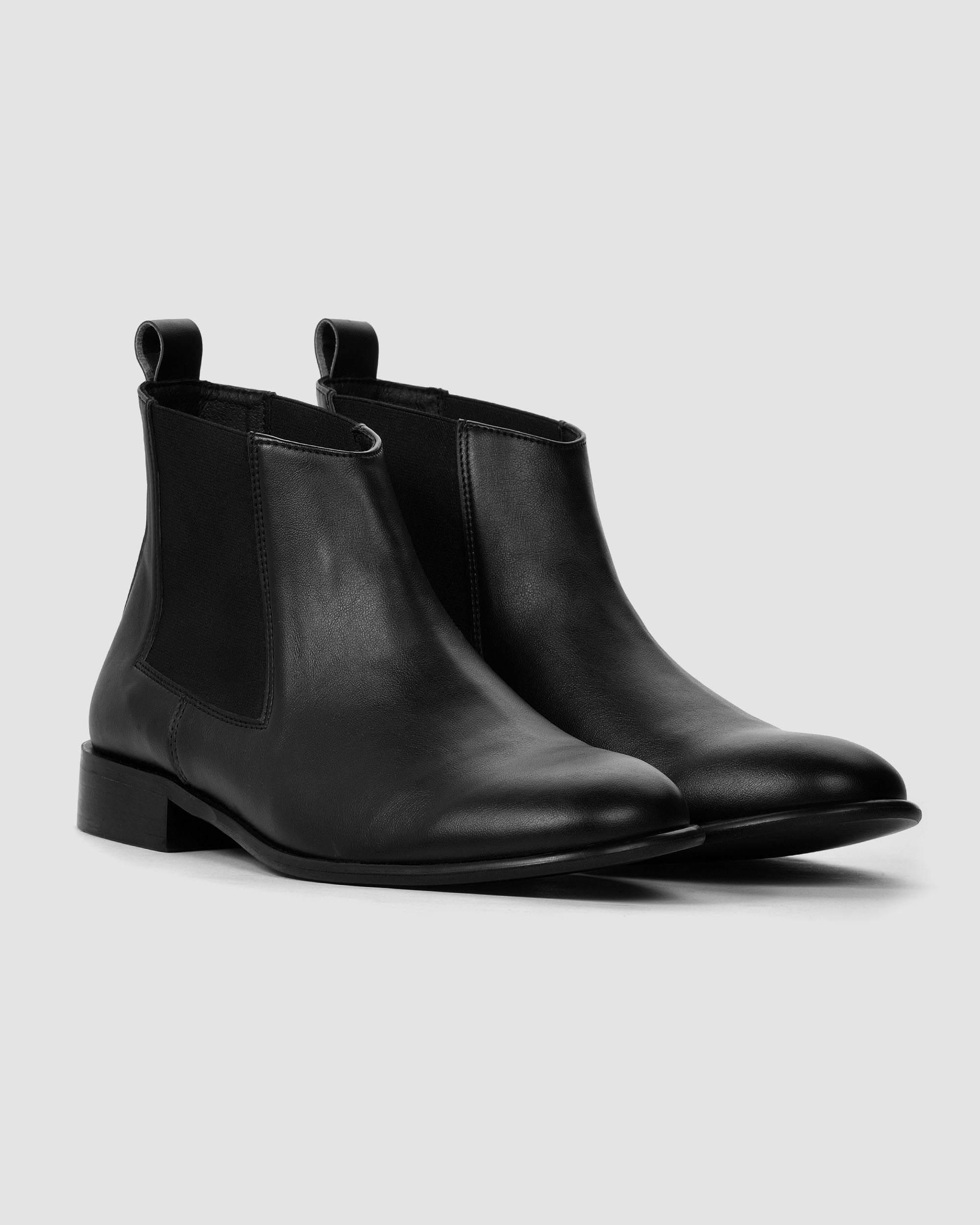 Flossy chelsea black