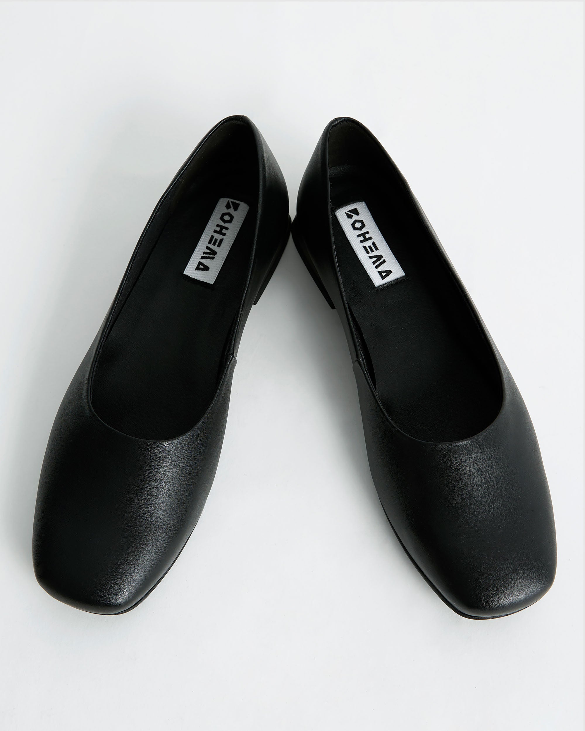 Black Diana Pumps black ballerinas with a square-cut shape