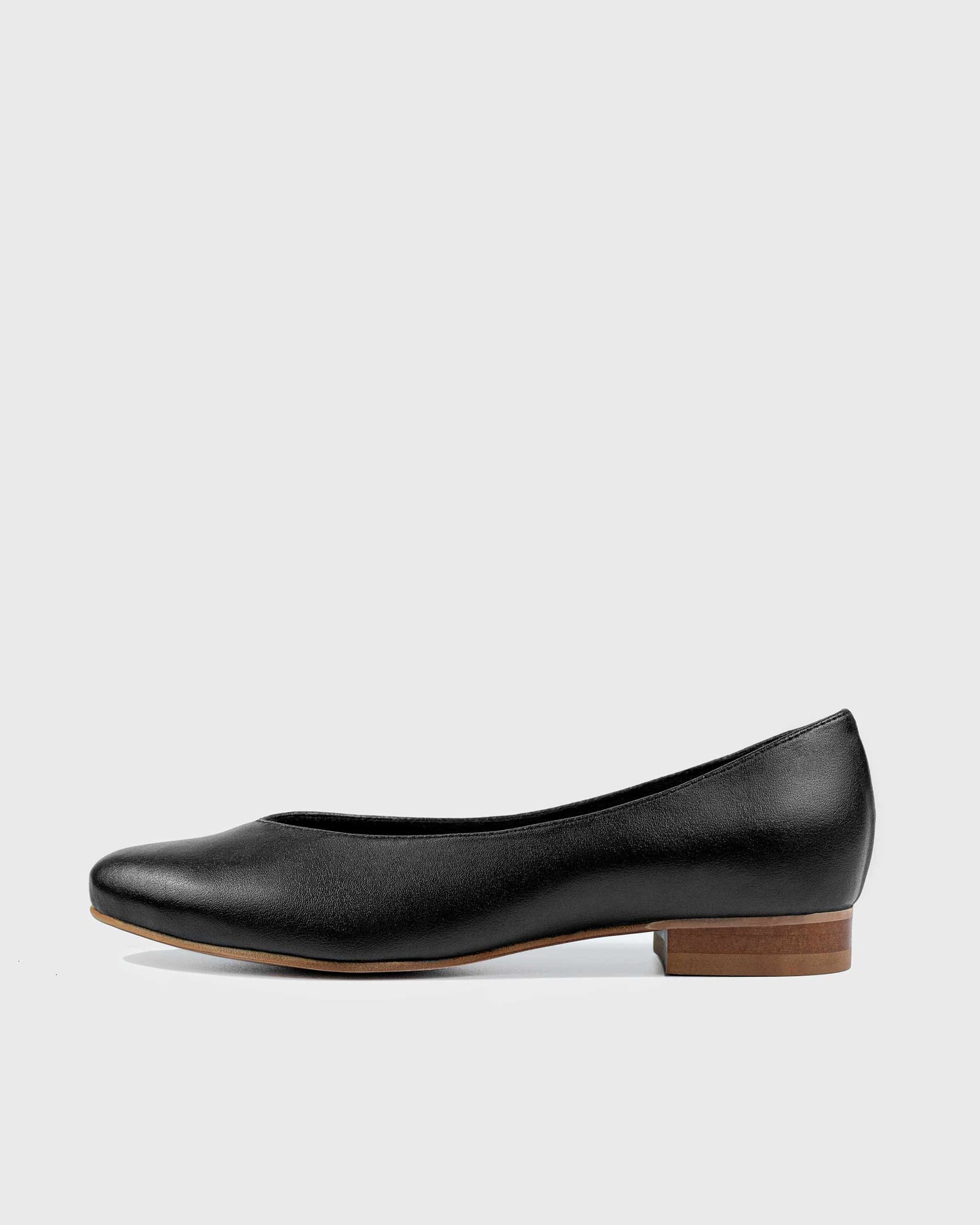 Pumps Black Nopal ballerinas made of cactus leather - sample sale