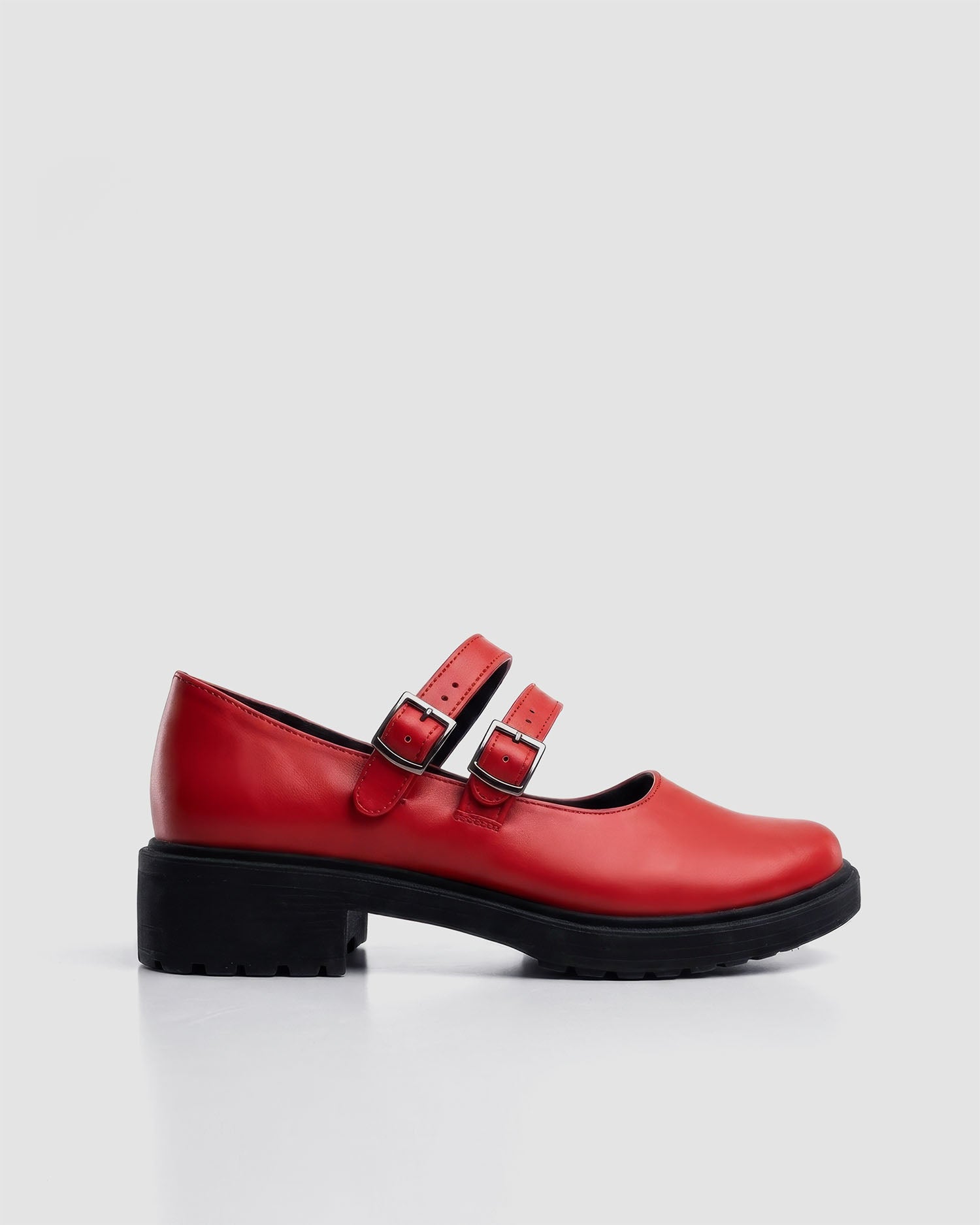 Twin Mary Jane BOHEMA plant-based leather ballerinas, on model side view