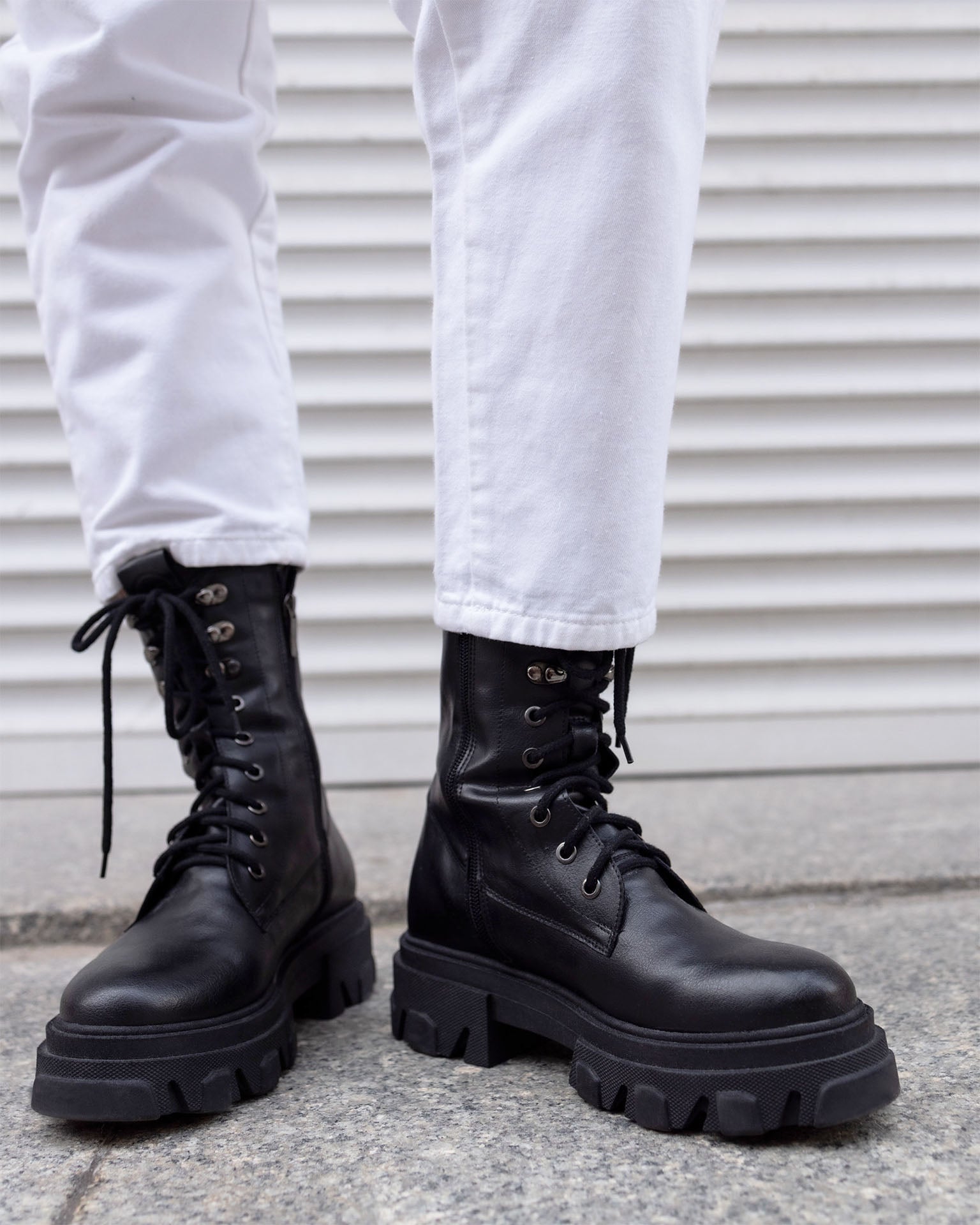 Combat black boots