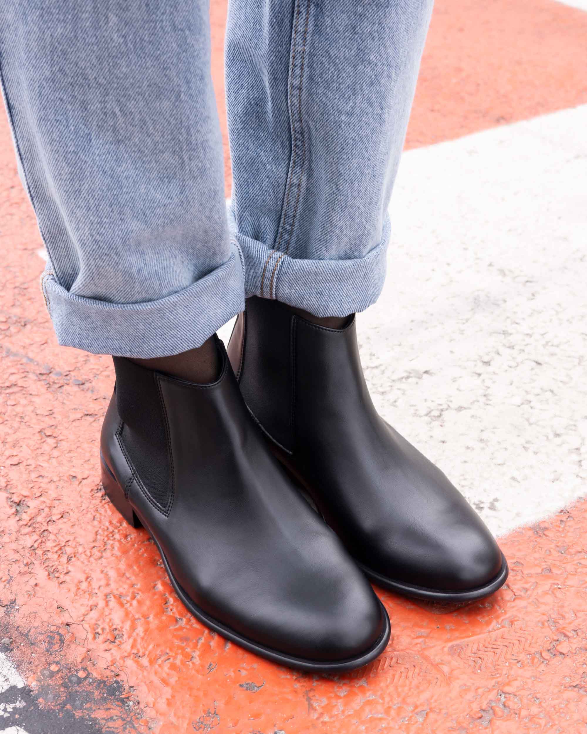 Flossy chelsea black