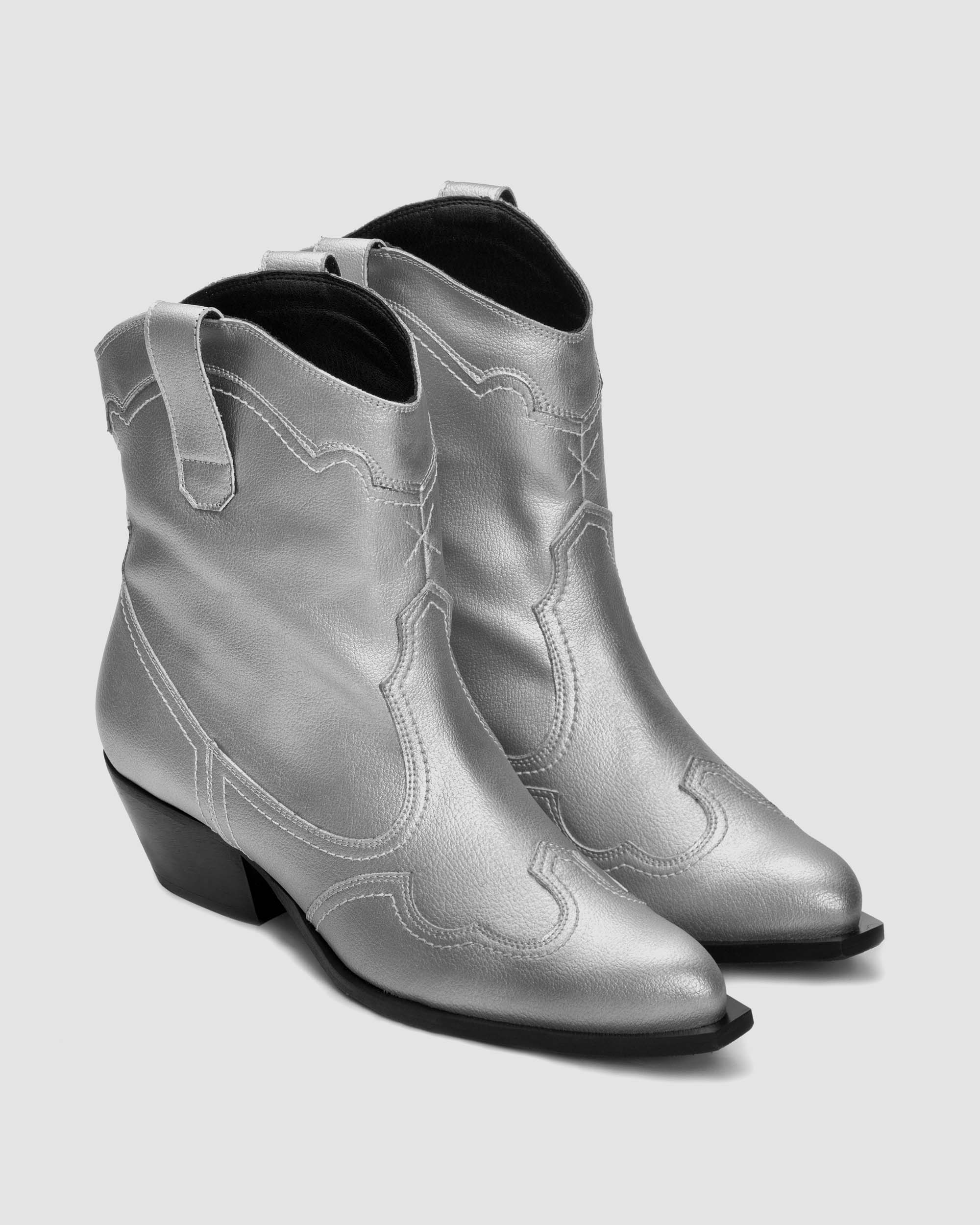 Metallic stitchy cowboy boots