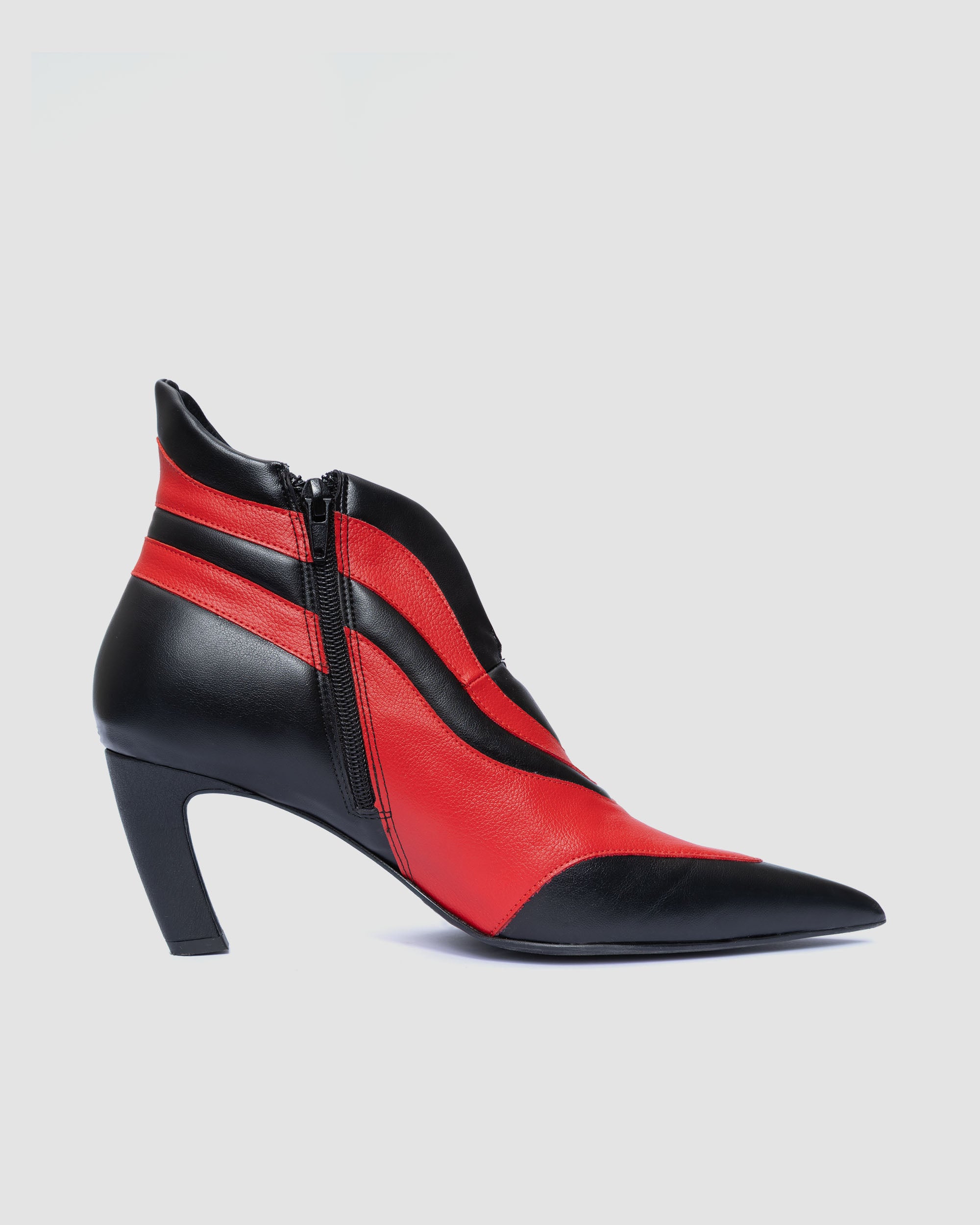 Thriller Boots