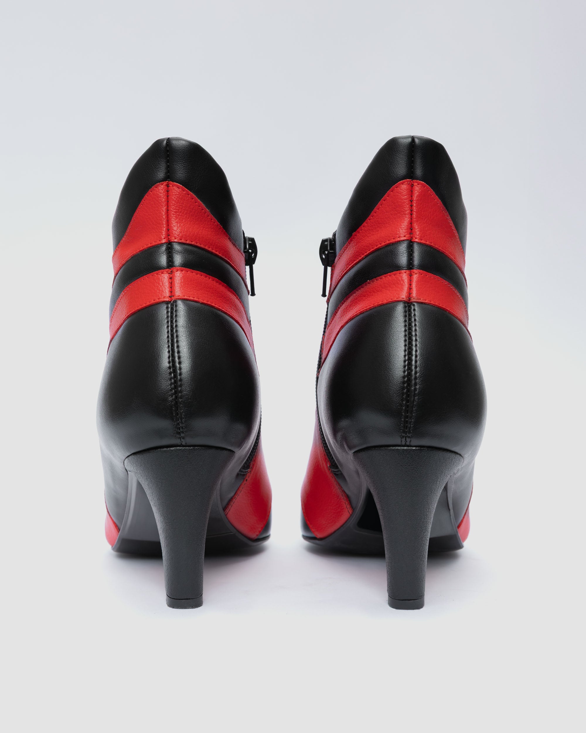 Thriller Boots