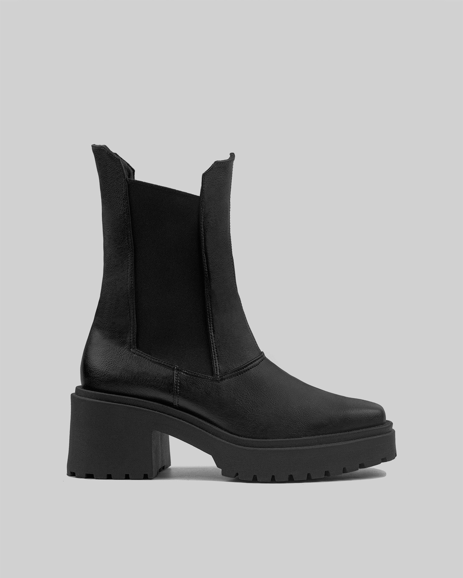 Squared chelsea boots