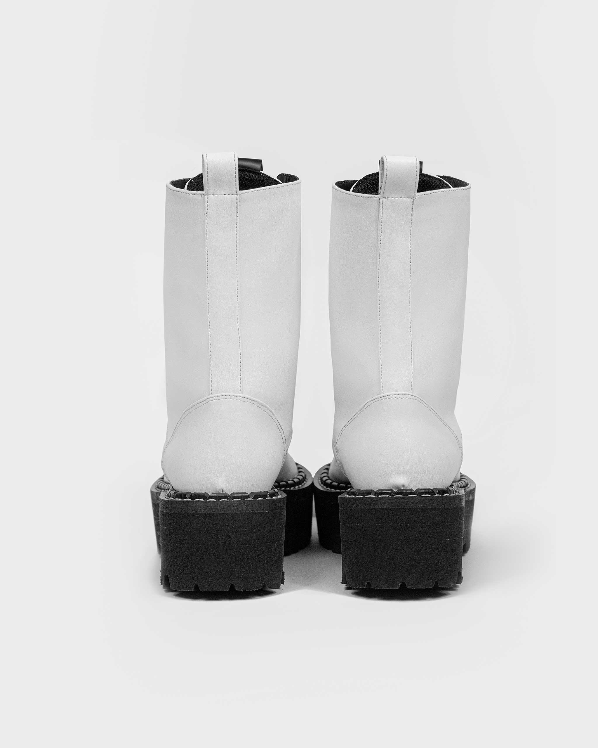Worker Monster White cactus leather boots
