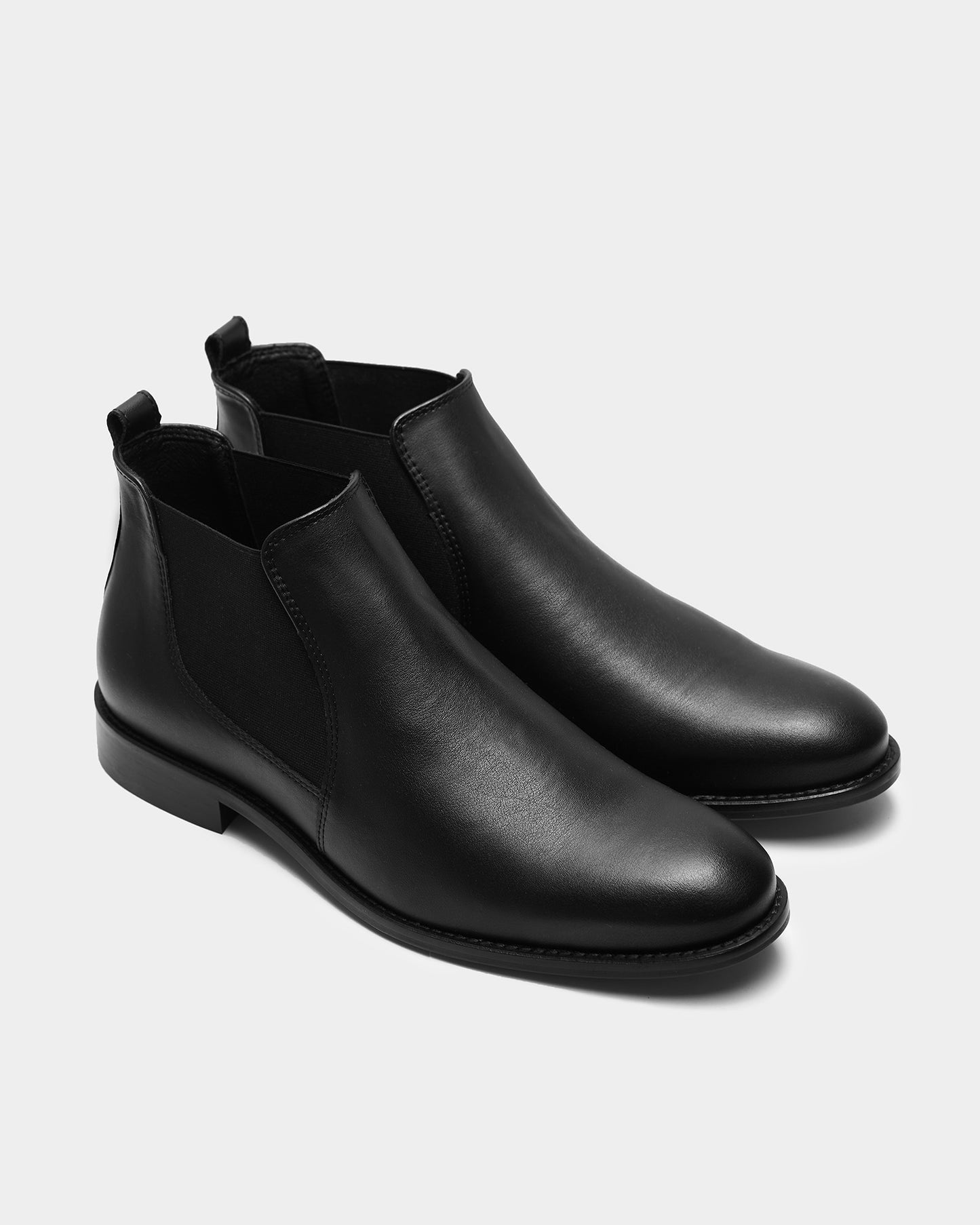 Dean Chelsea Boots made of vegan grape leather