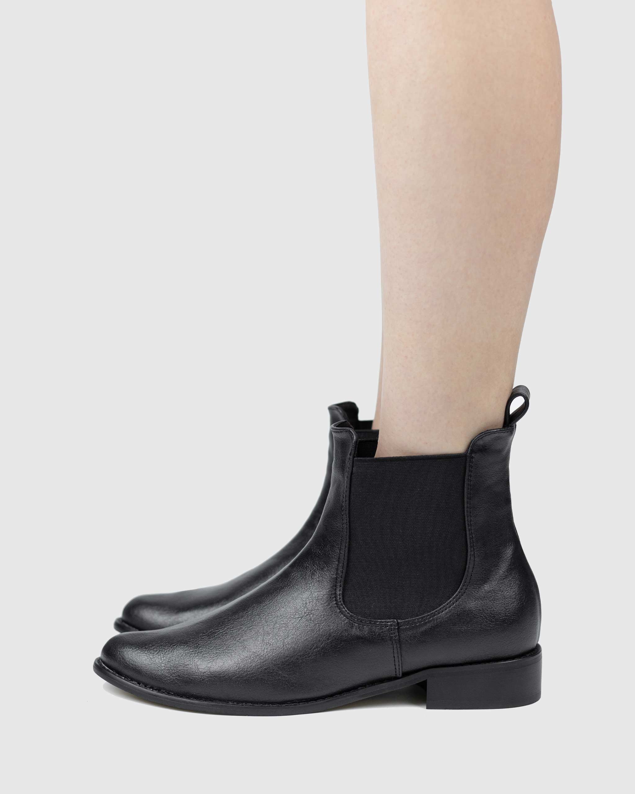 Chelsea Black Vegea Boots