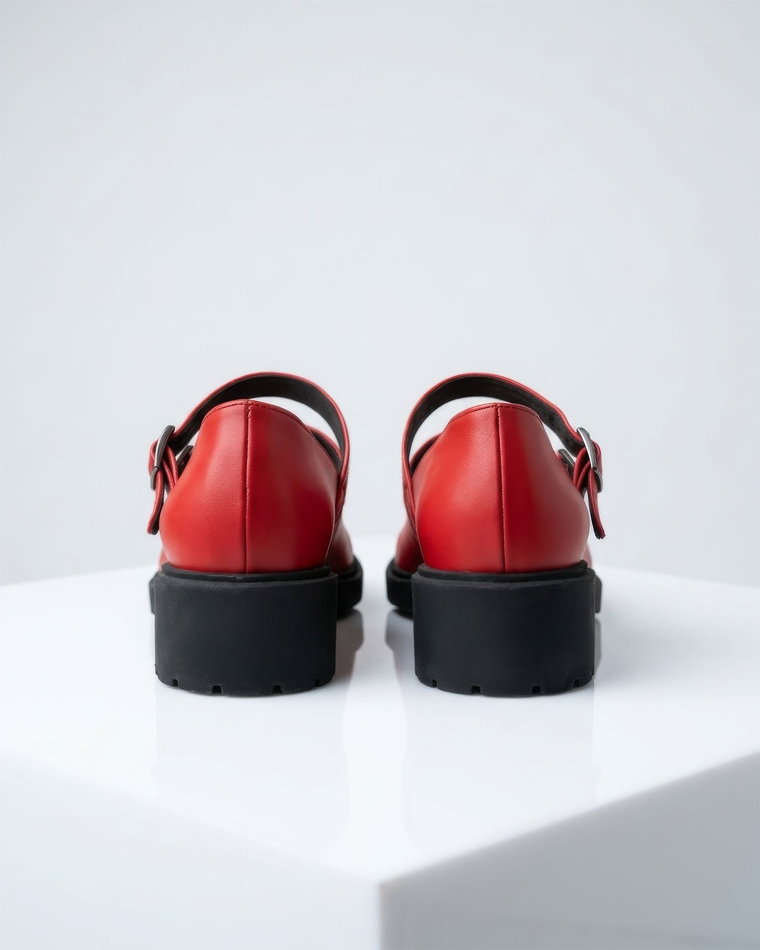Twin Mary Jane BOHEMA ballerinas with double strap, material detail close-up