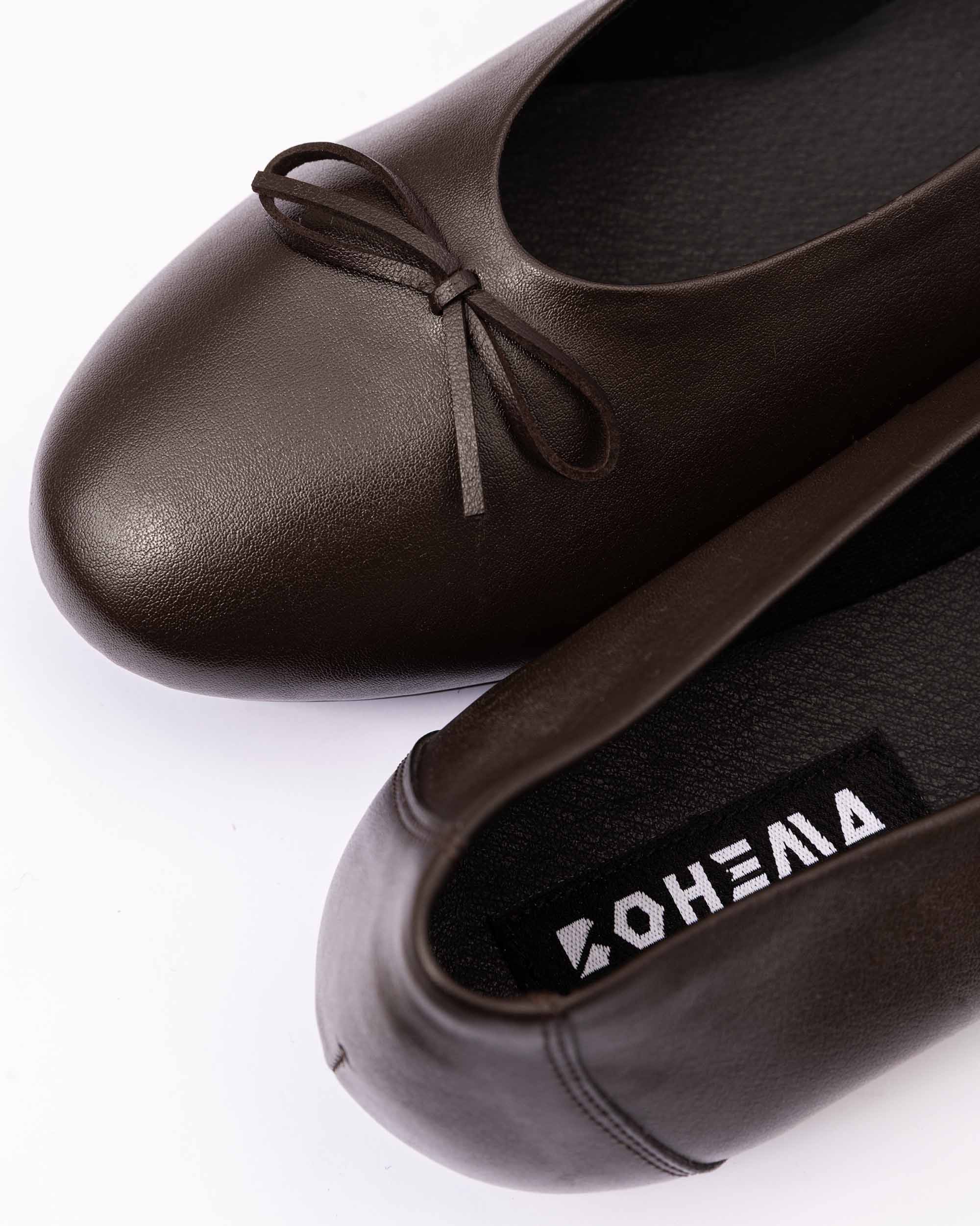 Mossy Pumps Chocolate brown ballet flats with a bow
