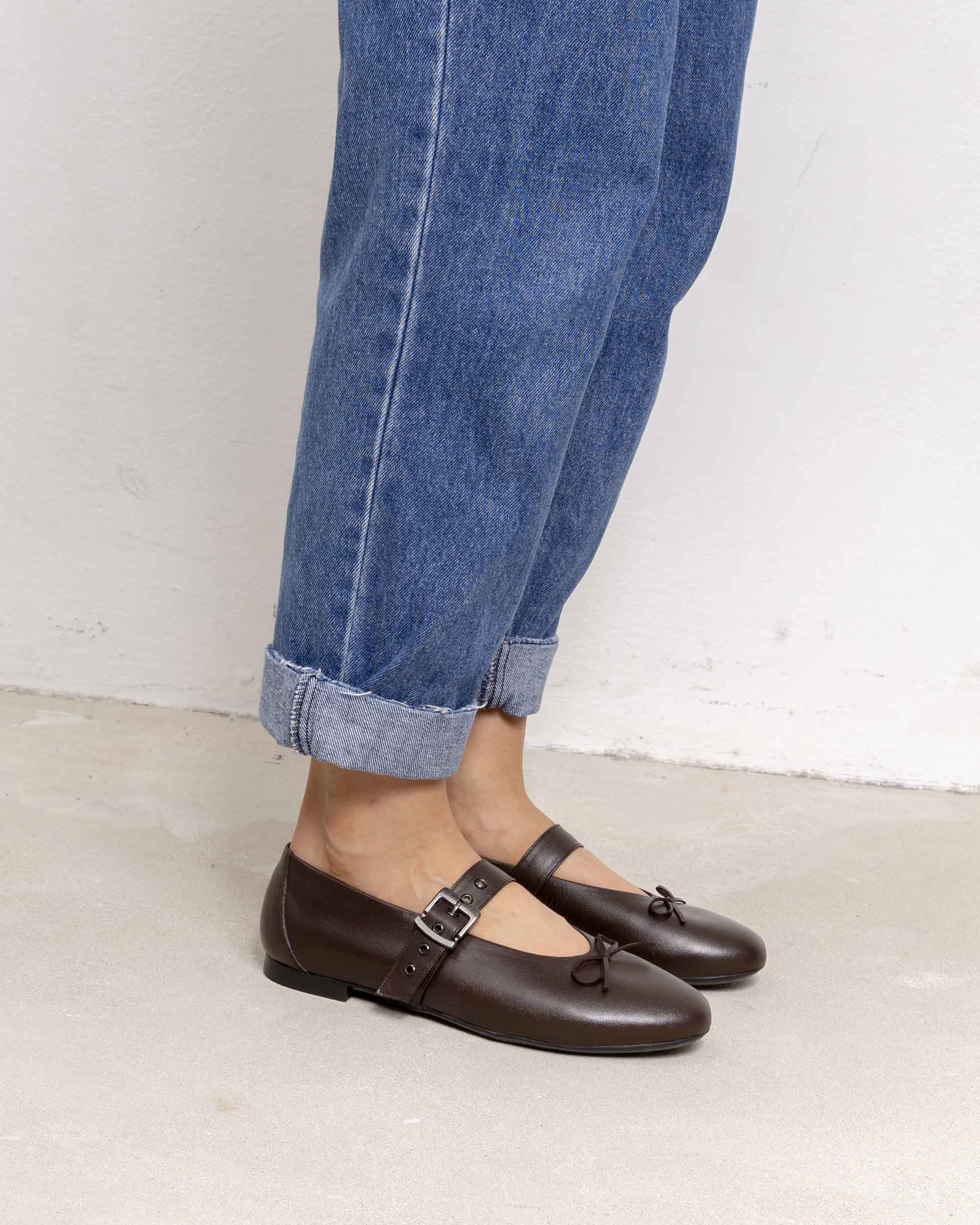 Mara Pumps chocolate ballet flats with a strap