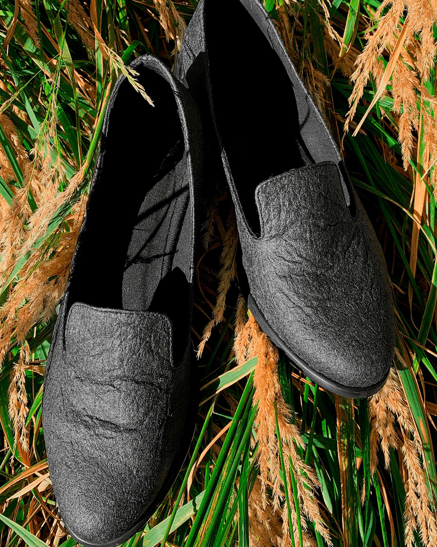 Lords Black Pina loafers of Pinatex - sample sale