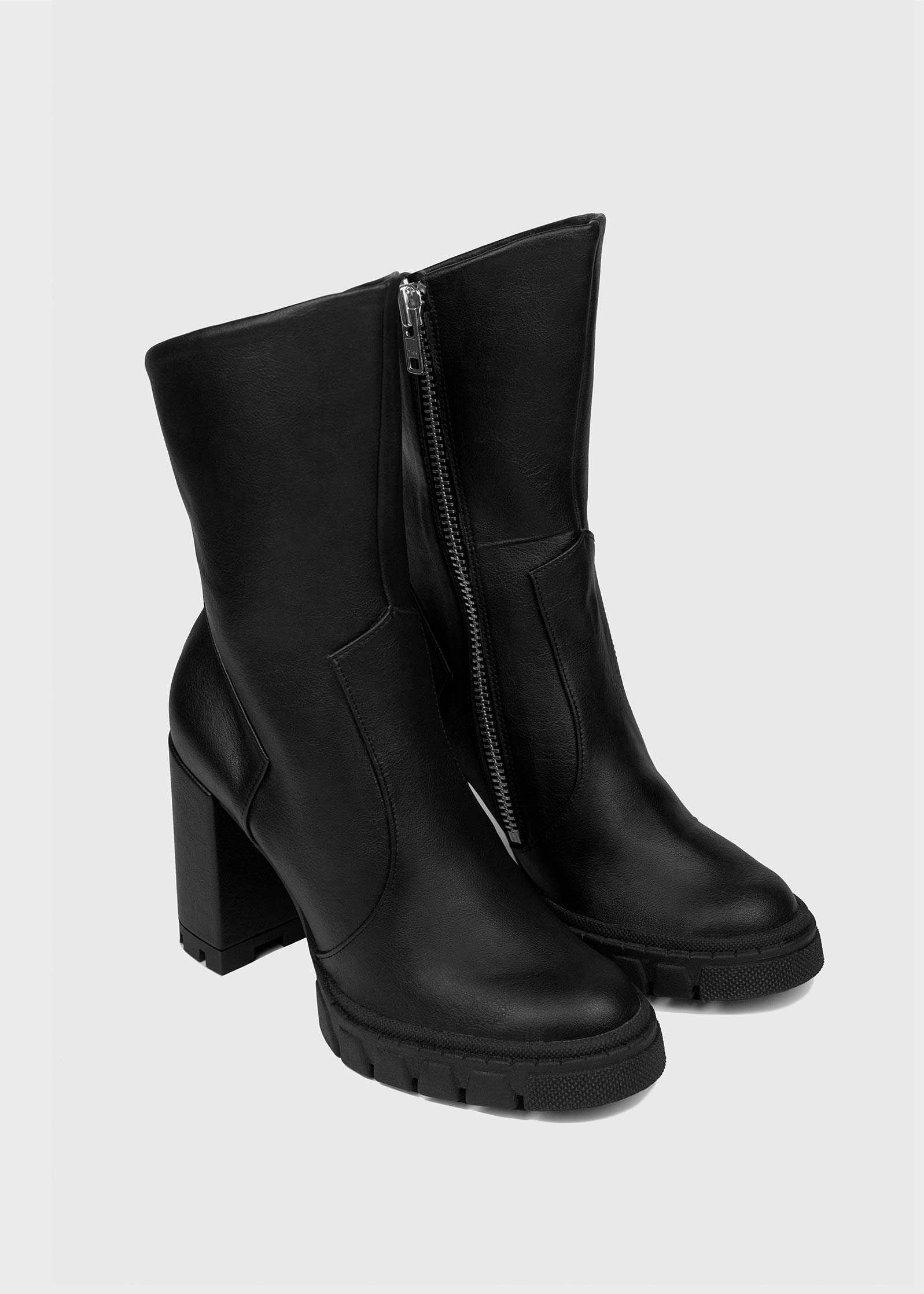 Ritual Boots Black Vegea leather ankle boots - outlet