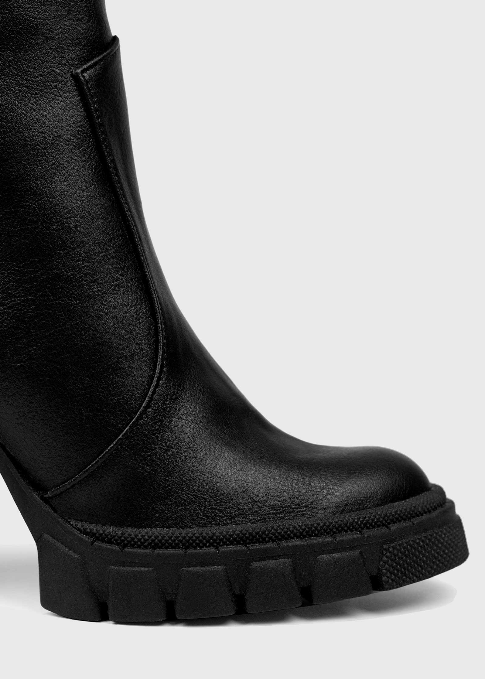 Ritual Boots Black Vegea leather ankle boots - outlet